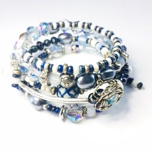 925 Sterling Crab Blue Memory Wire Bracelet